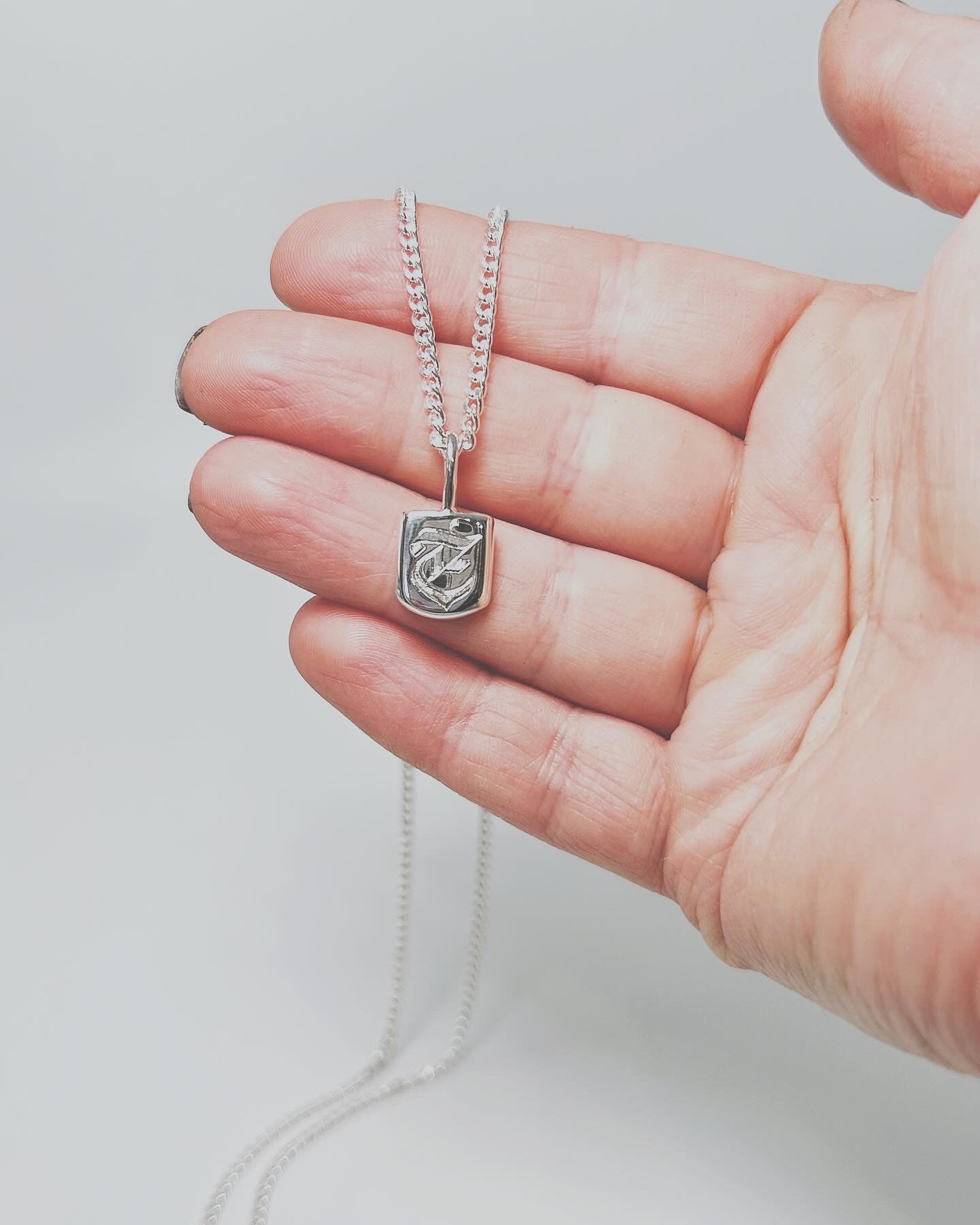 Men's initial pendant (Customisable)